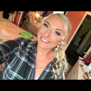 Meet your Posher, Kelly